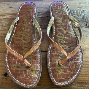 Sam Edelman Gracie, brown saddle sandal. Size 9